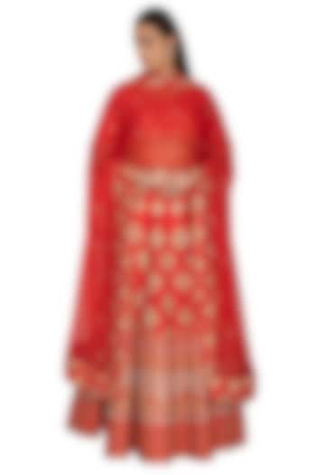 Red Zari Embroidered Lehenga Set by Vandana Sethi