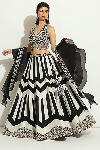 Black & White Dupion Silk Chevron Wedding Lehenga Set by Vandana Sethi at Pernia's Pop Up Shop
