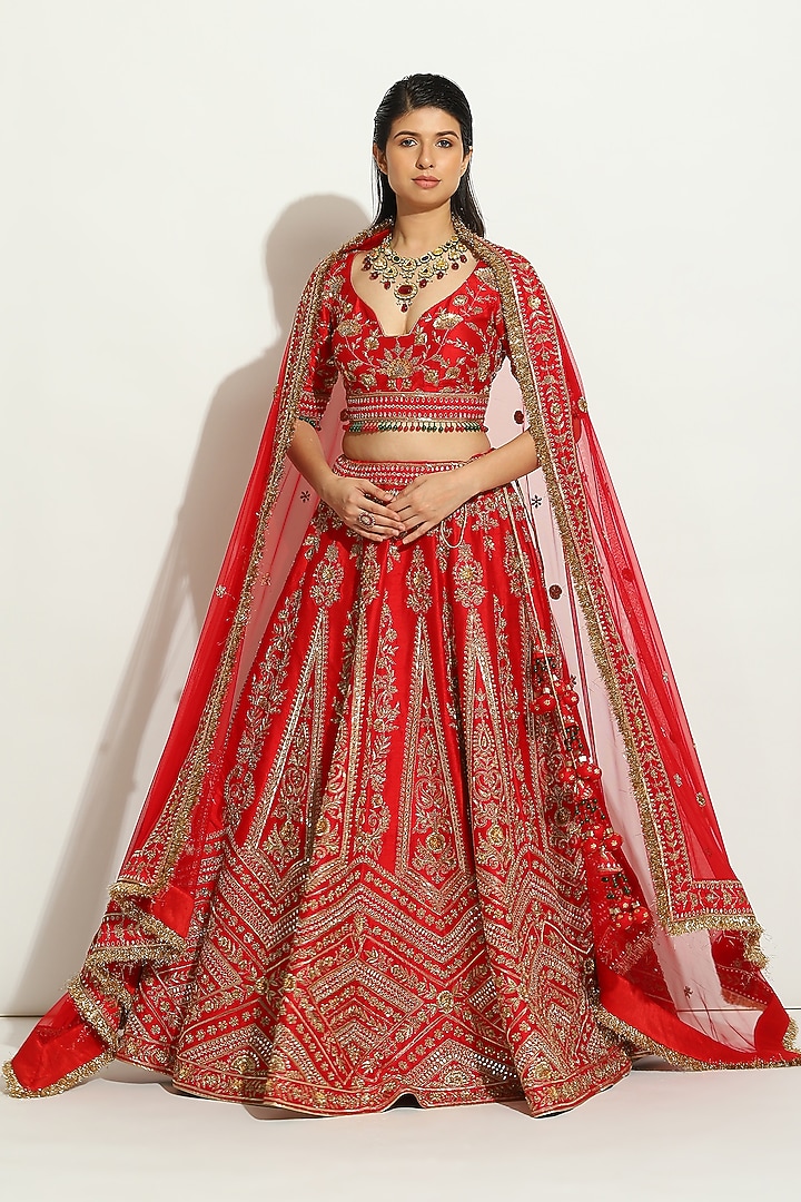 Red Raw Silk Zardosi Embroidered Bridal Lehenga Set by Vandana Sethi at Pernia's Pop Up Shop