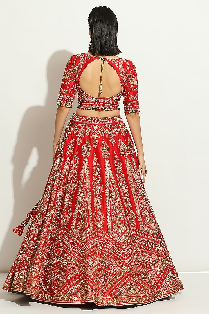 Red Raw Silk Zardosi Embroidered Bridal Lehenga Set by Vandana Sethi at Pernia's Pop Up Shop