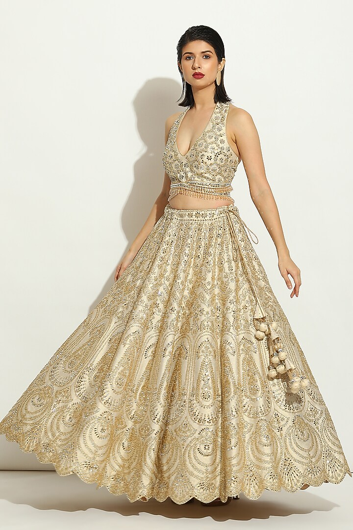 Ivory Dupion Silk MIrror Embroidered Bridal Lehenga Set by Vandana Sethi at Pernia's Pop Up Shop