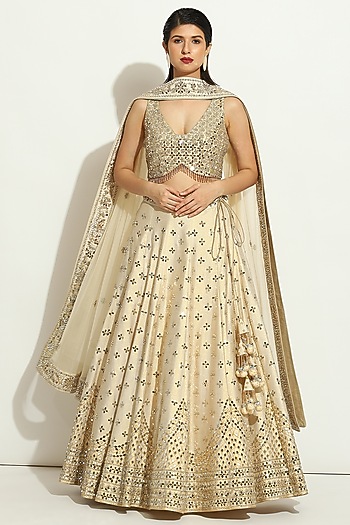 Ivory Shimmer Raw Silk MIrror Embroidered Bridal Lehenga Set by Vandana Sethi at Pernia's Pop Up Shop