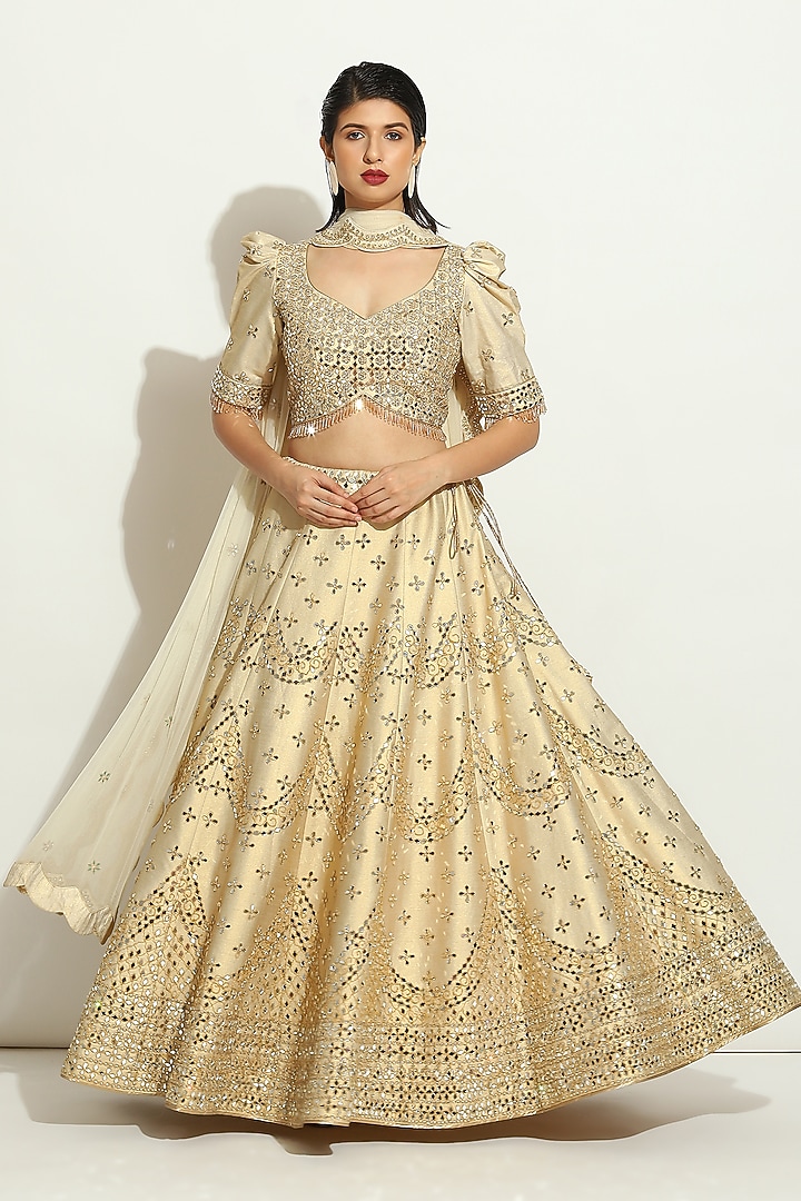 Ivory Shimmer Raw Silk MIrror Embroidered Wedding Lehenga Set by Vandana Sethi at Pernia's Pop Up Shop