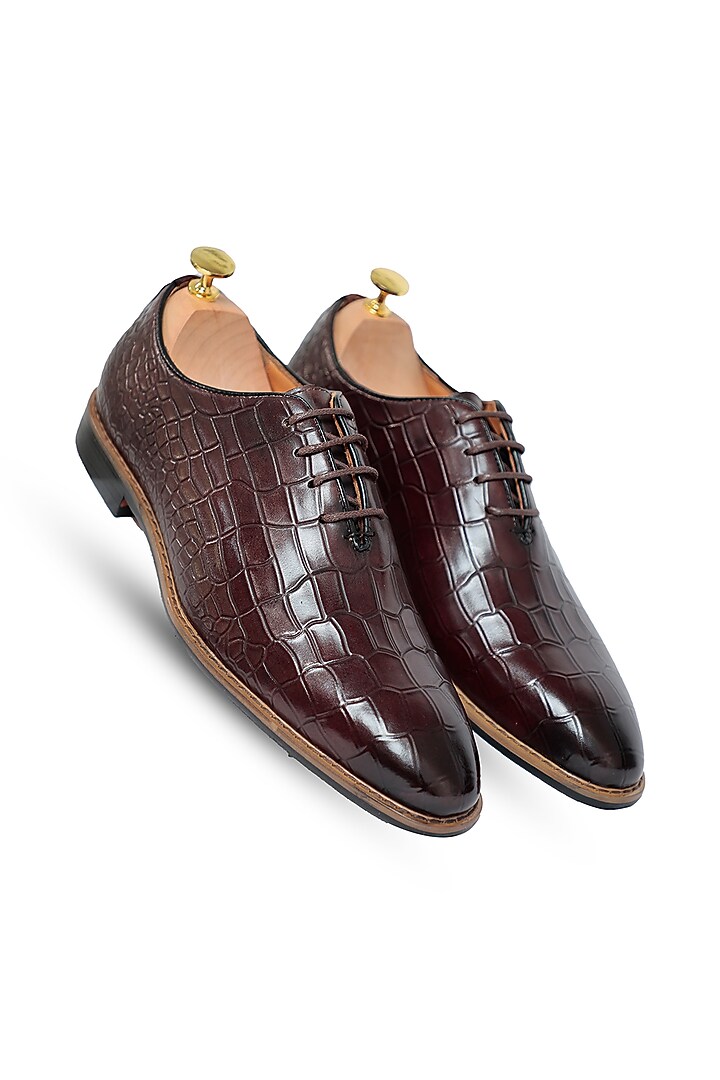 Coffee Leather Oxford Shoes by Vantier Fashion at Pernia's Pop Up Shop