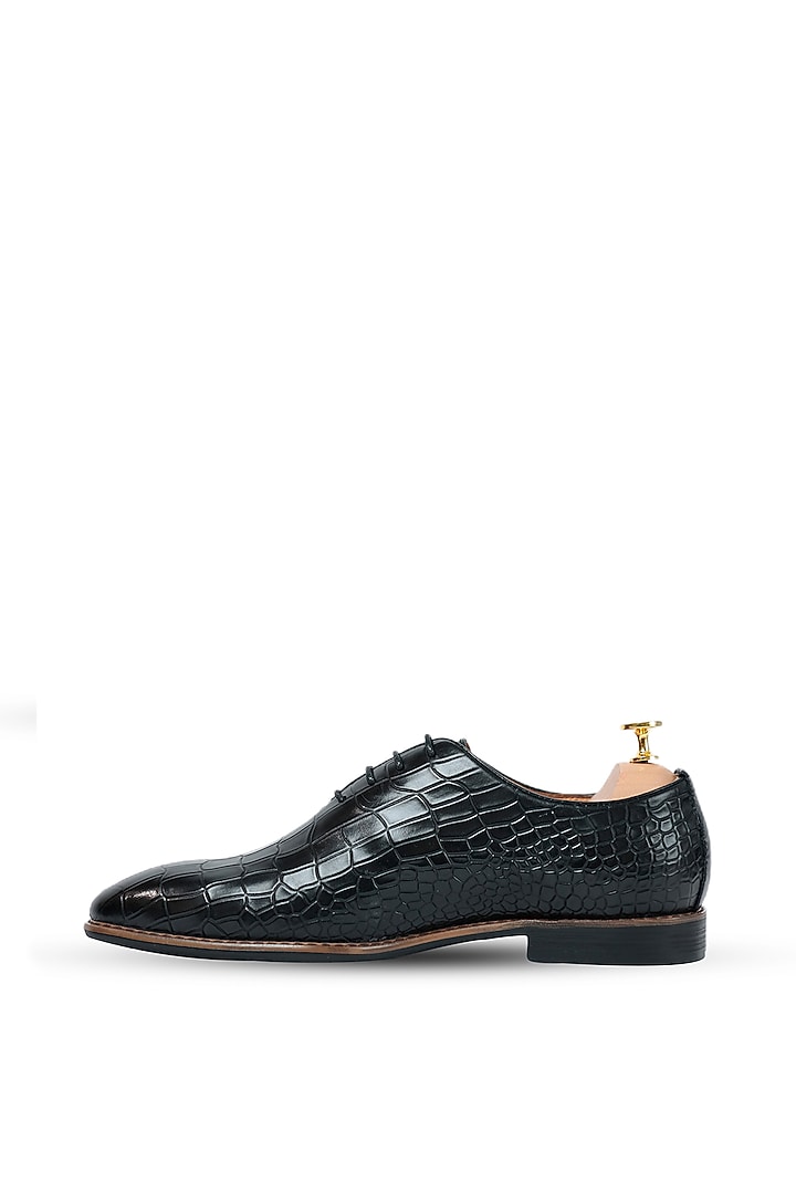 Black Leather Oxford Shoes by Vantier Fashion at Pernia's Pop Up Shop
