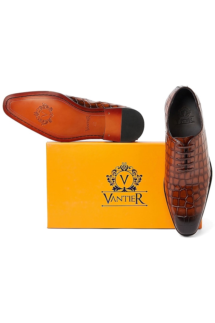 Vintage Brown Leather Shoes by Vantier Fashion at Pernia's Pop Up Shop