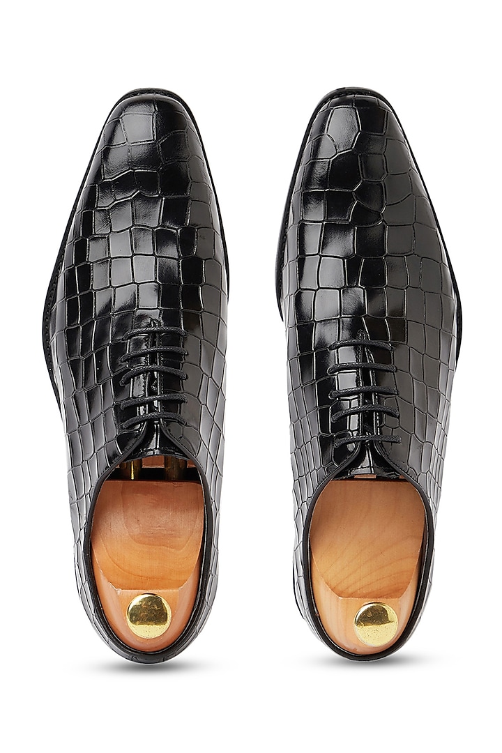 Vintage Black Leather Shoes by Vantier Fashion
