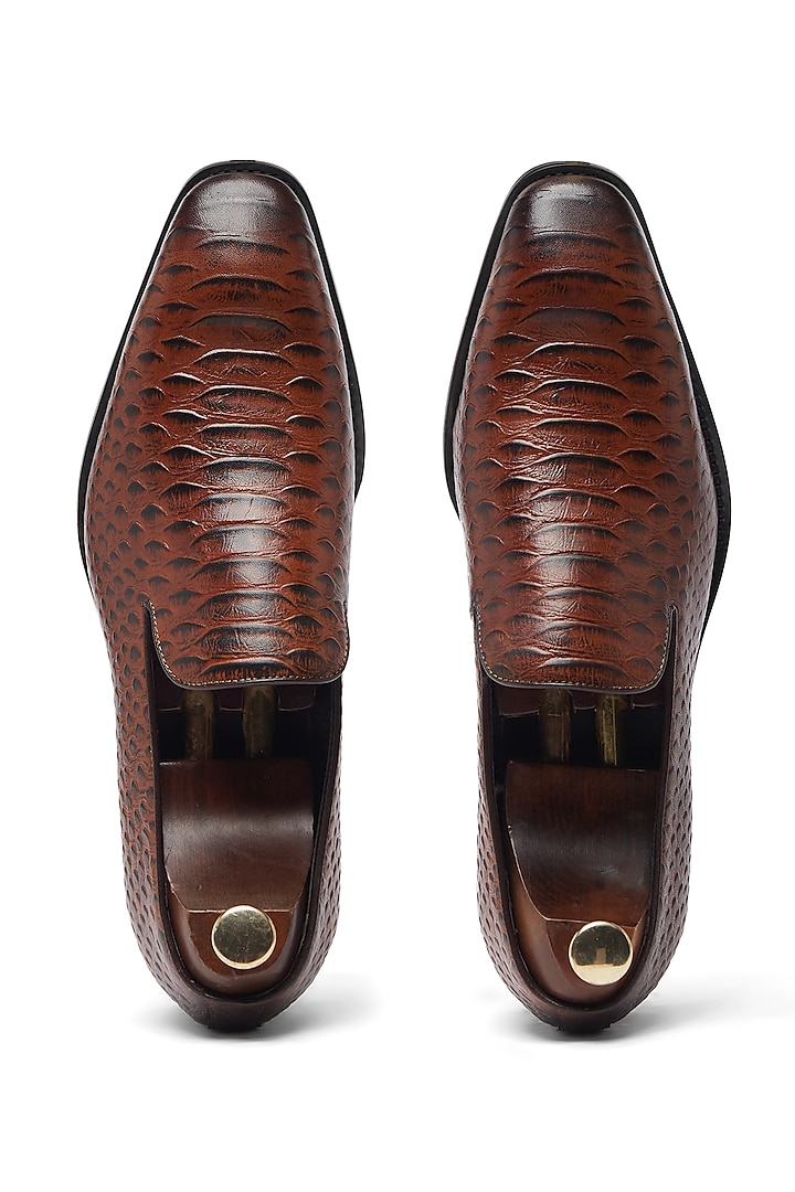 Brown Shoes In Pure Leather by Vantier Fashion