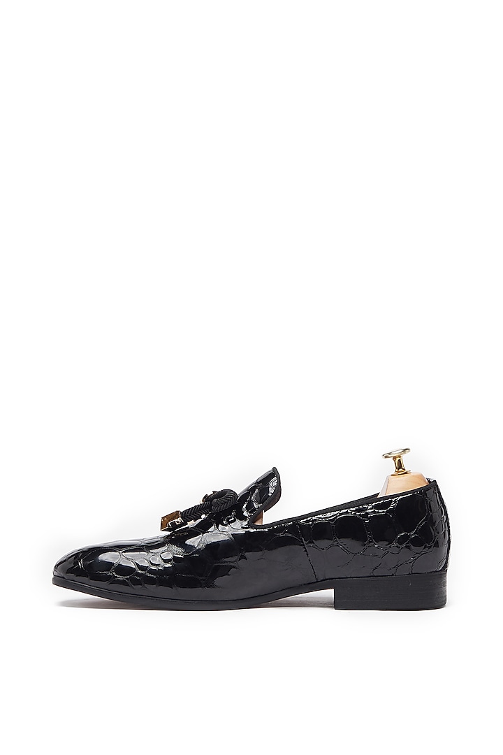 Black Crocodile Printed Shoes by Vantier Fashion at Pernia's Pop Up Shop
