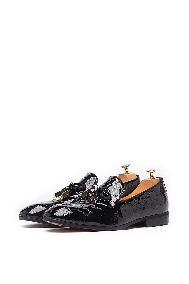 Black Crocodile Printed Shoes by Vantier Fashion at Pernia's Pop Up Shop