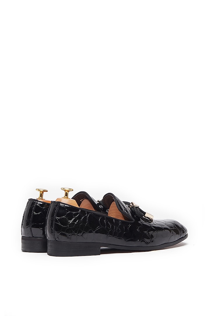 Black Crocodile Printed Shoes by Vantier Fashion at Pernia's Pop Up Shop