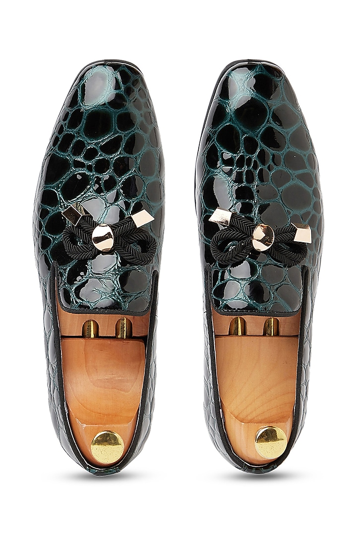 Green Crocodile Printed Shoes by Vantier Fashion