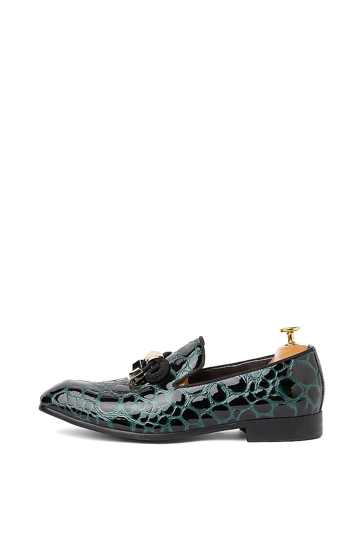 Green Crocodile Printed Shoes by Vantier Fashion at Pernia's Pop Up Shop