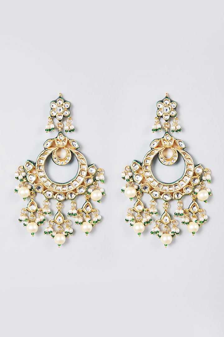 Gold Finish Kundan Polki & Pearl Drops Necklace Set by VASTRAA Jewellery at Pernia's Pop Up Shop