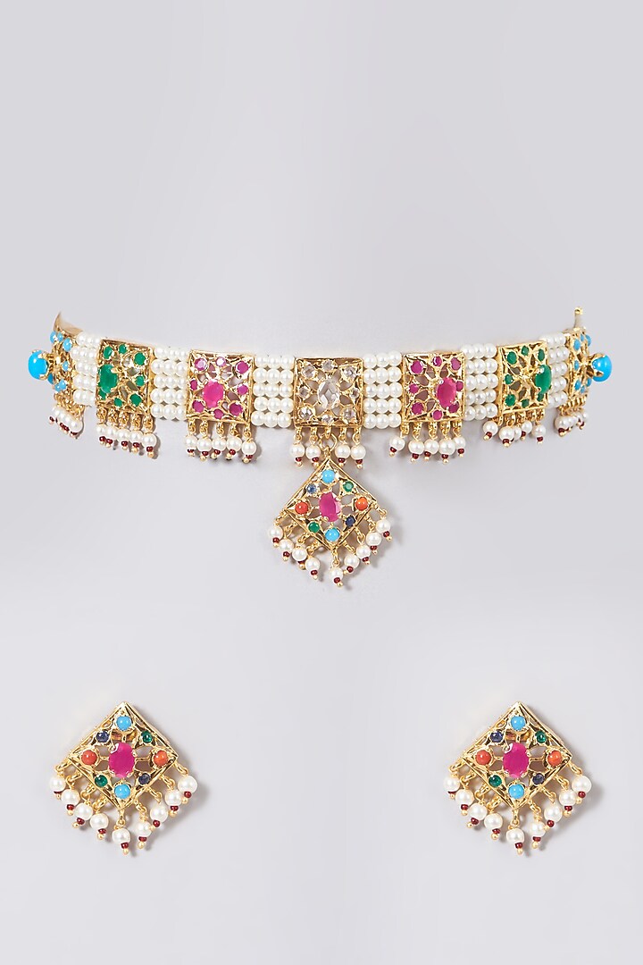 Gold Finish Kundan Polki & Pearl Choker Necklace Set by VASTRAA Jewellery at Pernia's Pop Up Shop