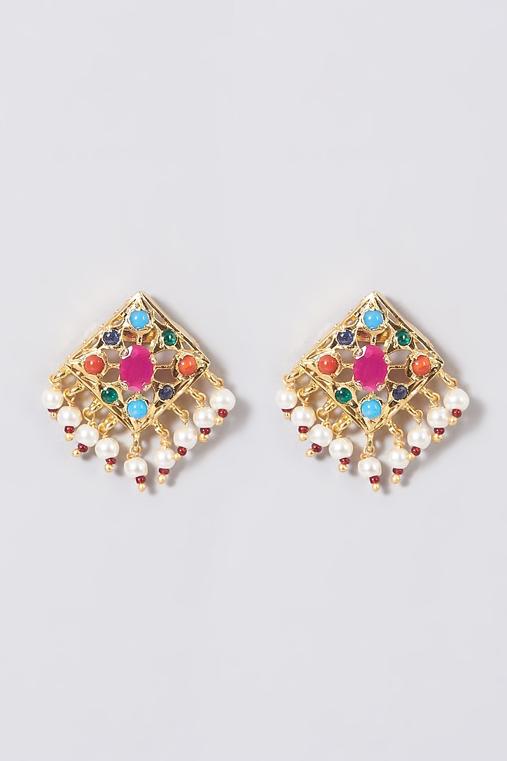 Gold Finish Kundan Polki & Pearl Choker Necklace Set by VASTRAA Jewellery at Pernia's Pop Up Shop