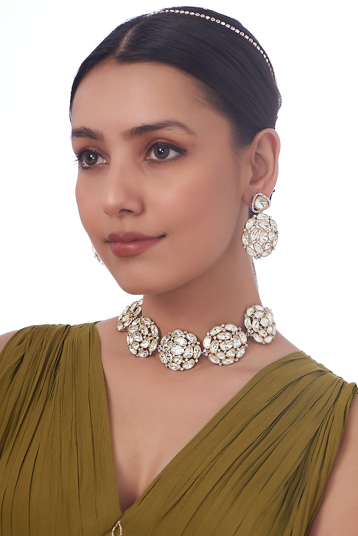 Gold Finish Kundan Polki Necklace Set by VASTRAA Jewellery at Pernia's Pop Up Shop