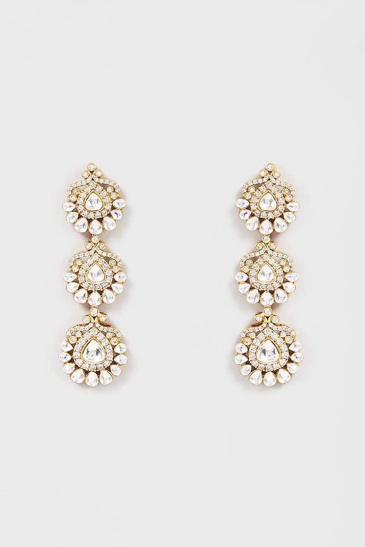 Gold Finish Kundan Polki Dangler Earrings With Maangtikka by VASTRAA Jewellery at Pernia's Pop Up Shop