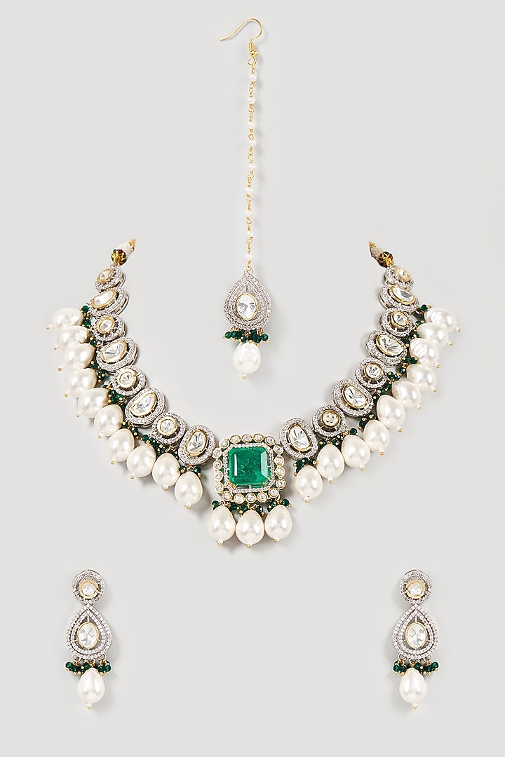 Two-Tone Finish Kundan Polki & Green Beaded Necklace Set by VASTRAA Jewellery at Pernia's Pop Up Shop
