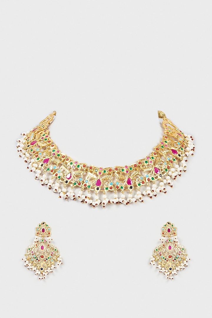 Gold Finish Kundan Polki & Pearl Choker Necklace Set by VASTRAA Jewellery at Pernia's Pop Up Shop