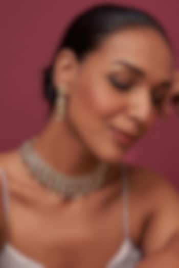 Gold Finish Kundan Polki & Pearl Choker Necklace Set by VASTRAA Jewellery at Pernia's Pop Up Shop