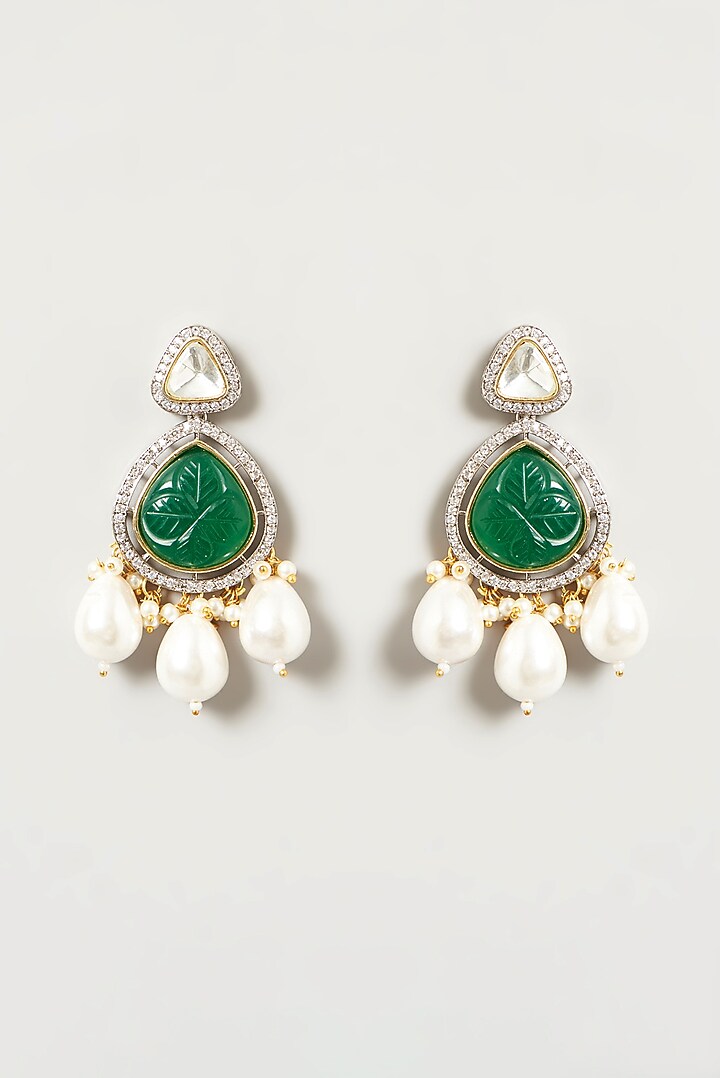 Two-Tone Finish Kundan Polki & Green Stone Choker Necklace Set by VASTRAA Jewellery at Pernia's Pop Up Shop