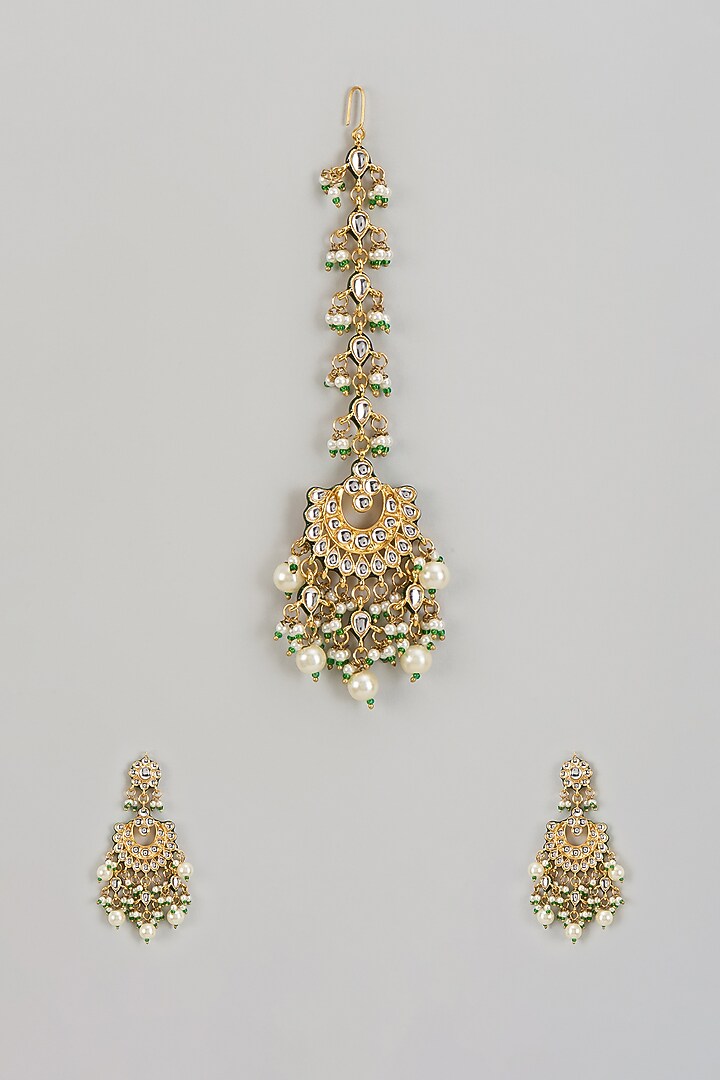Gold Finish Kundan Polki Dangler Earrings With Maangtikka by VASTRAA Jewellery at Pernia's Pop Up Shop