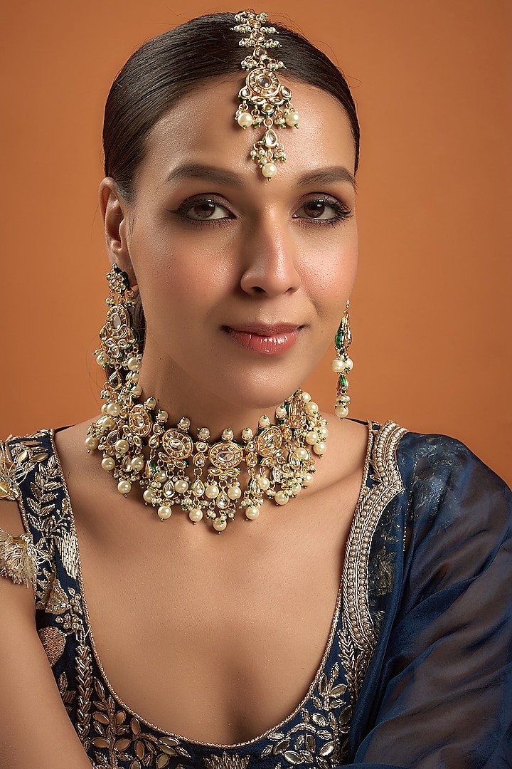 Gold Finish Kundan Polki Necklace Set by VASTRAA Jewellery at Pernia's Pop Up Shop