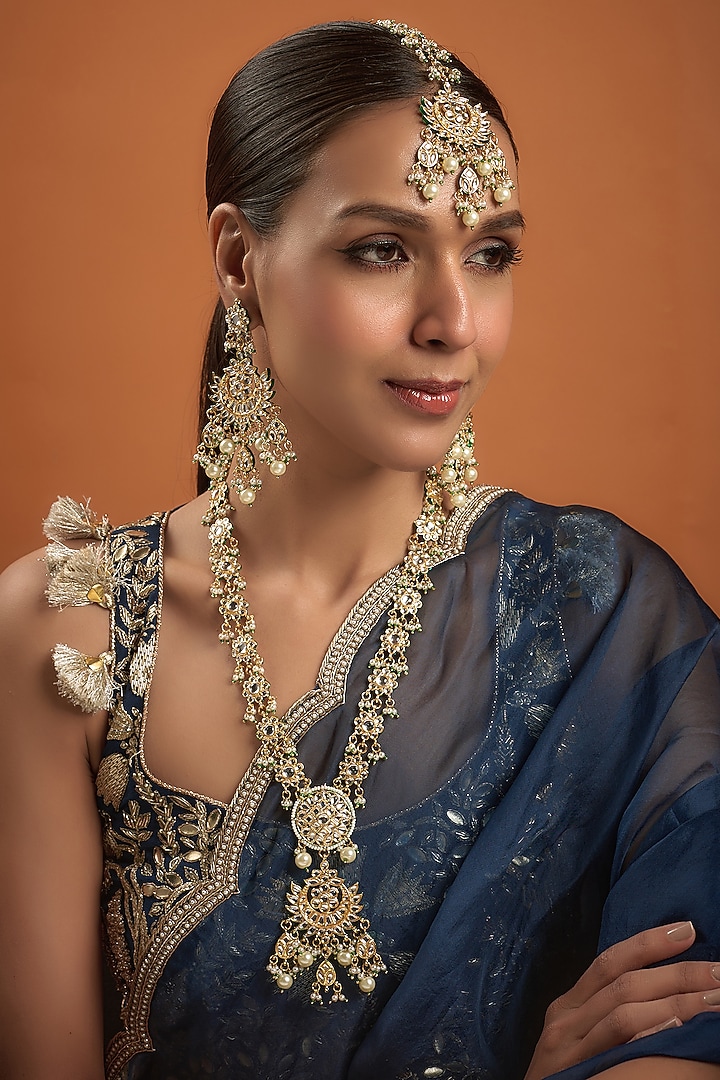 Gold Finish Kundan Polki Necklace Set by VASTRAA Jewellery at Pernia's Pop Up Shop