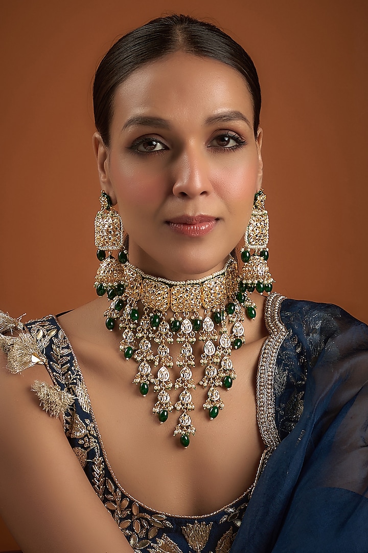 Gold Finish Kundan Polki & Emerald Synthetic Stone Necklace Set by VASTRAA Jewellery