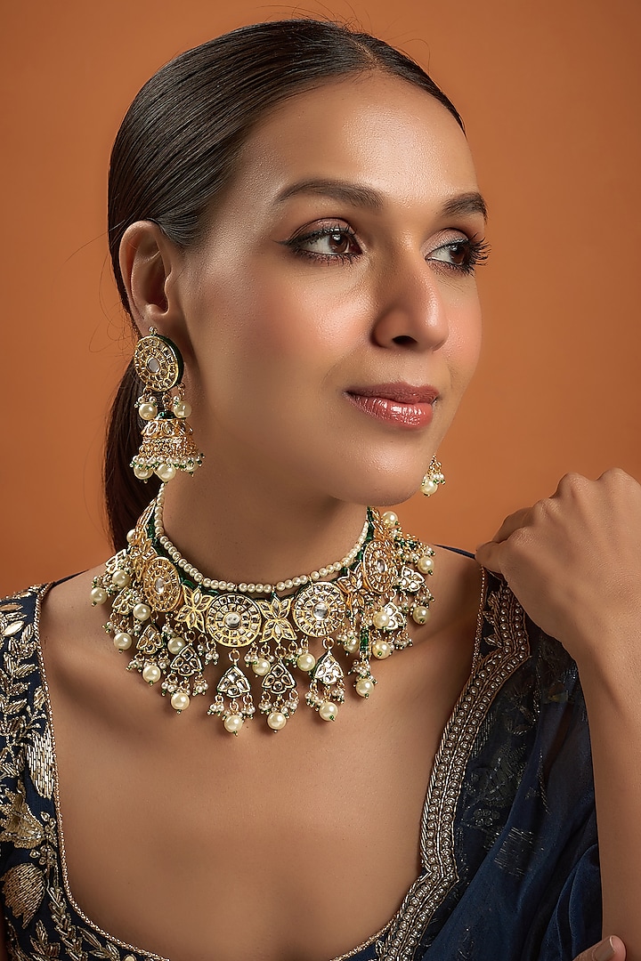 Gold Finish Kundan Polki & Emerald Synthetic Stone Necklace Set by VASTRAA Jewellery at Pernia's Pop Up Shop