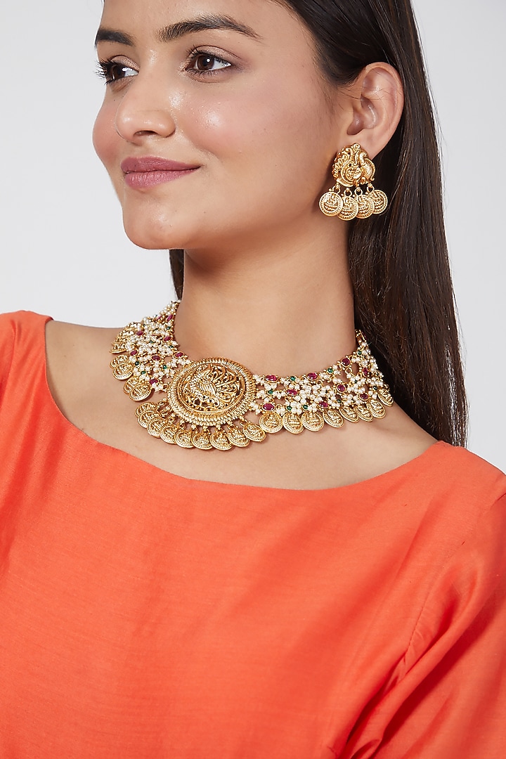 Gold Finish Pearl Temple Necklace Set by VASTRAA Jewellery at Pernia's Pop Up Shop