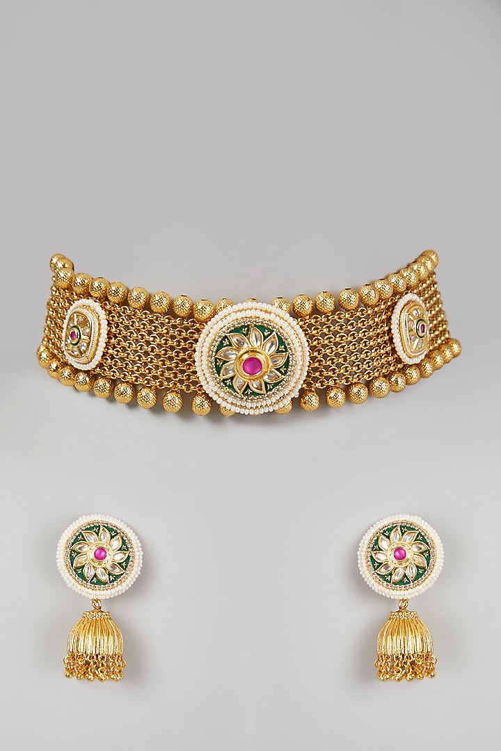 Gold Finish Kundan Polki Choker Necklace Set by VASTRAA Jewellery at Pernia's Pop Up Shop