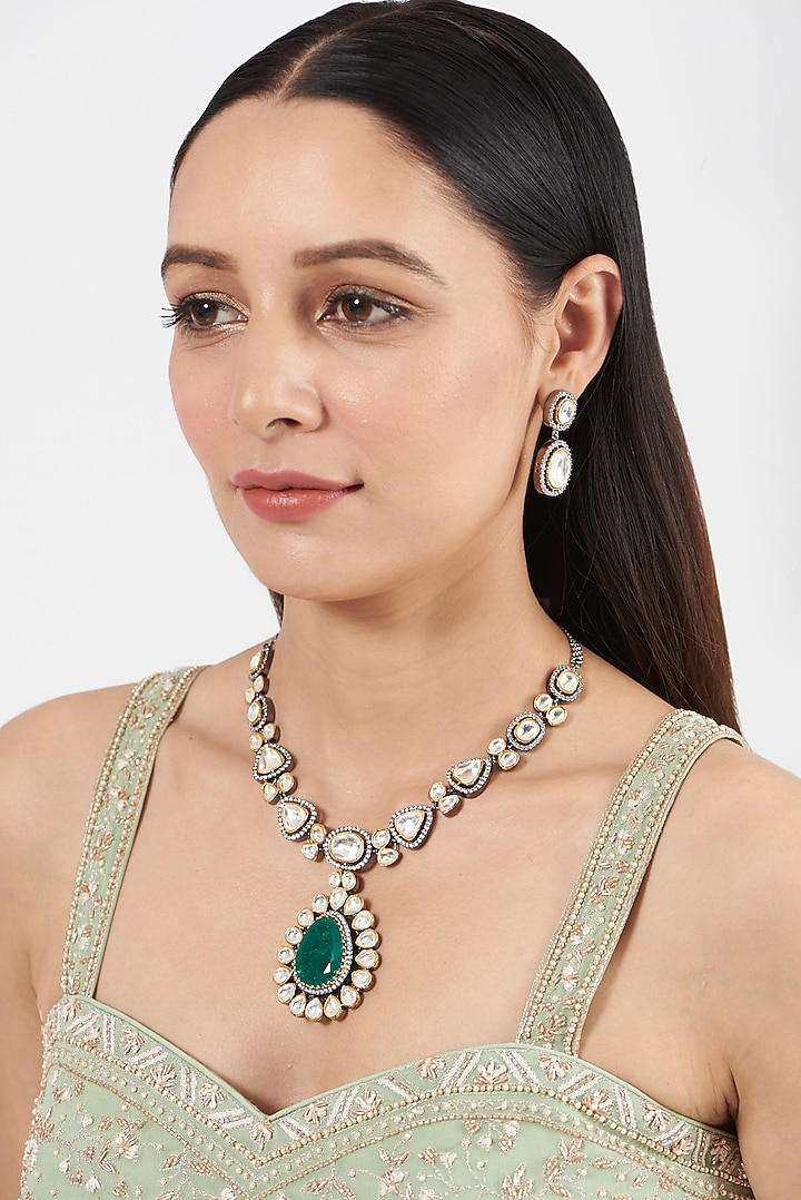 Two Tone Finish Kundan Polki & Synthetic Emerald Necklace Set by VASTRAA Jewellery at Pernia's Pop Up Shop