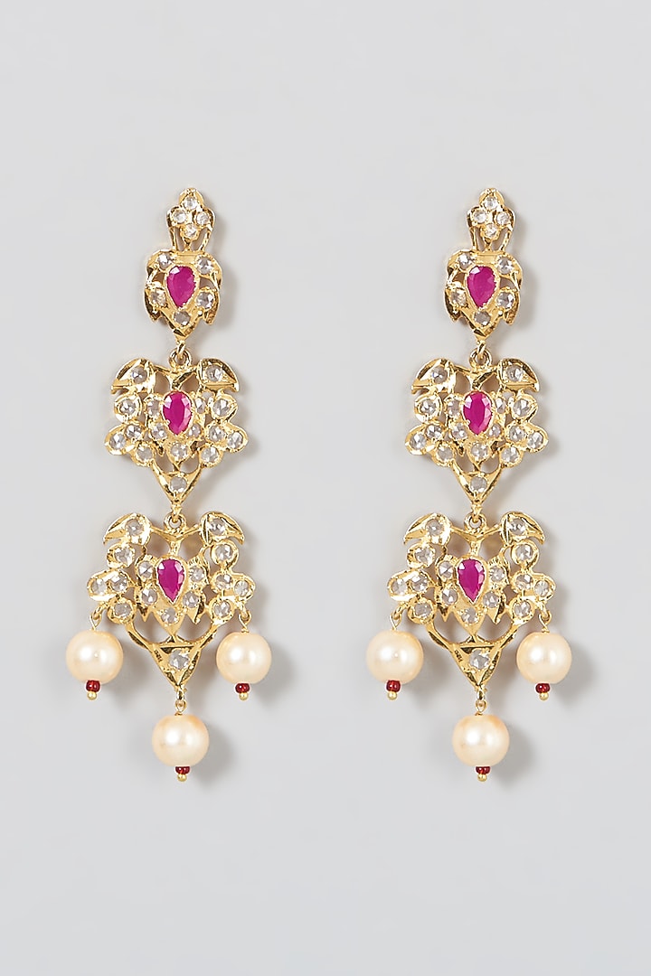 Gold Finish Kundan Polki & Pearl Necklace Set by VASTRAA Jewellery at Pernia's Pop Up Shop