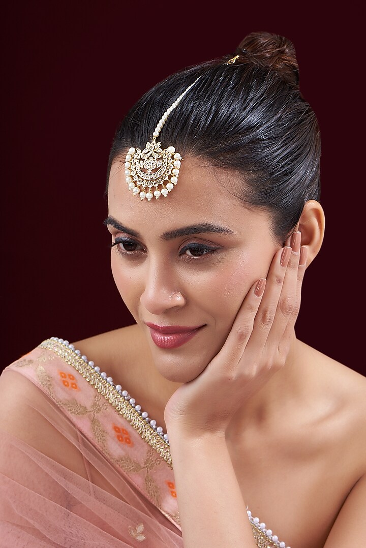 Gold Finish Kundan Polki & Pearl Maangtikka by VASTRAA Jewellery at Pernia's Pop Up Shop
