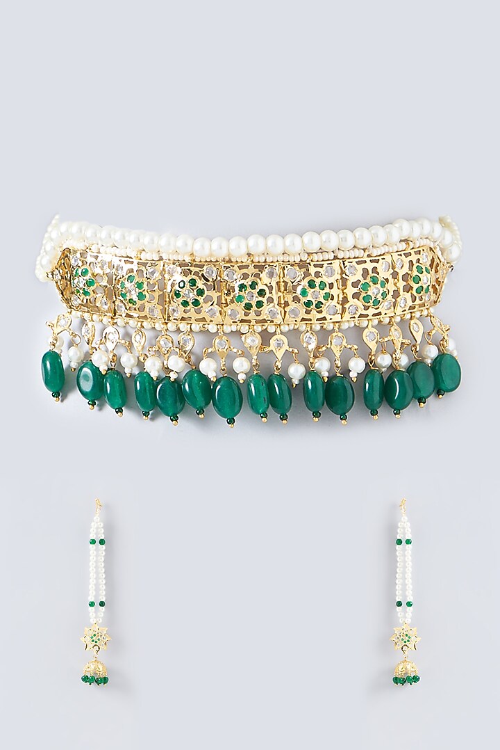 Gold Finish Kundan Polki & Green Beaded Choker Necklace Set by VASTRAA Jewellery at Pernia's Pop Up Shop