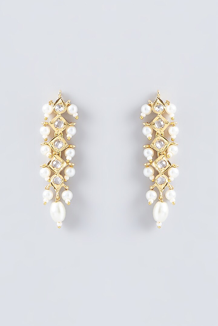Gold Finish Kundan Polki & Pearl Necklace Set by VASTRAA Jewellery at Pernia's Pop Up Shop