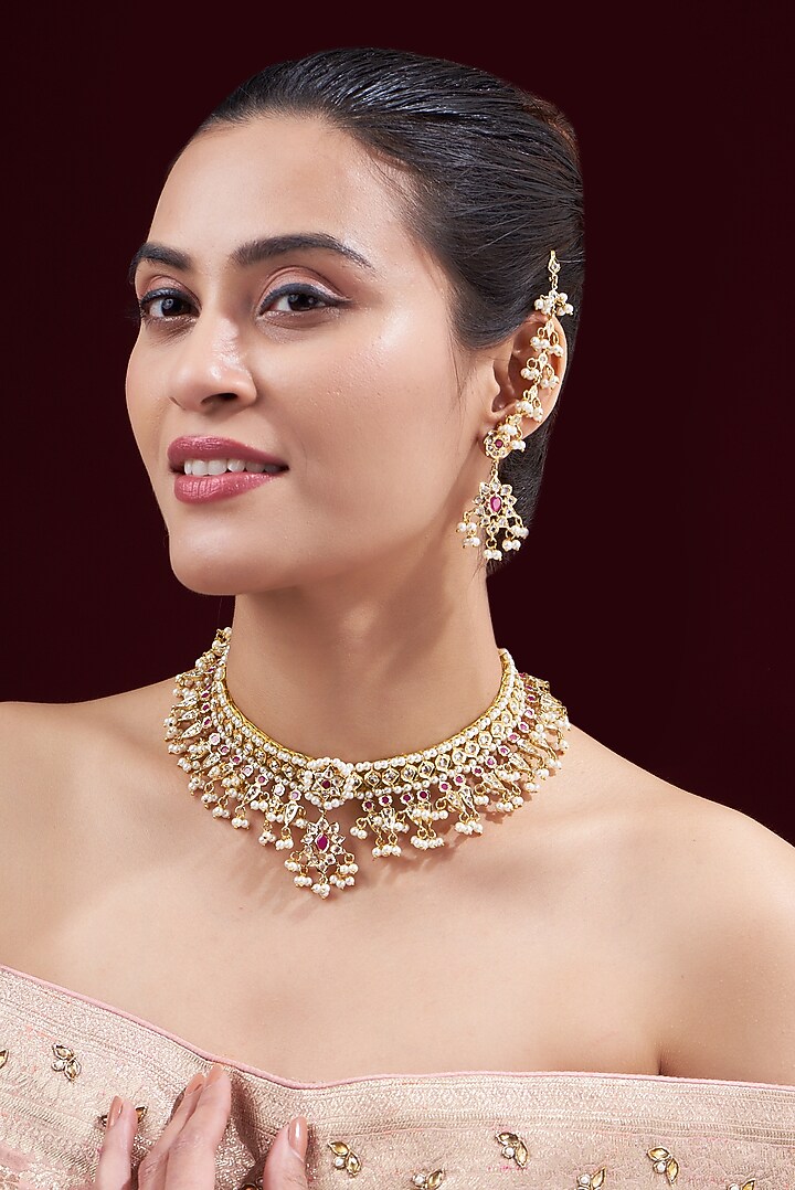 Gold Finish Kundan Polki & Pearl Necklace Set by VASTRAA Jewellery at Pernia's Pop Up Shop