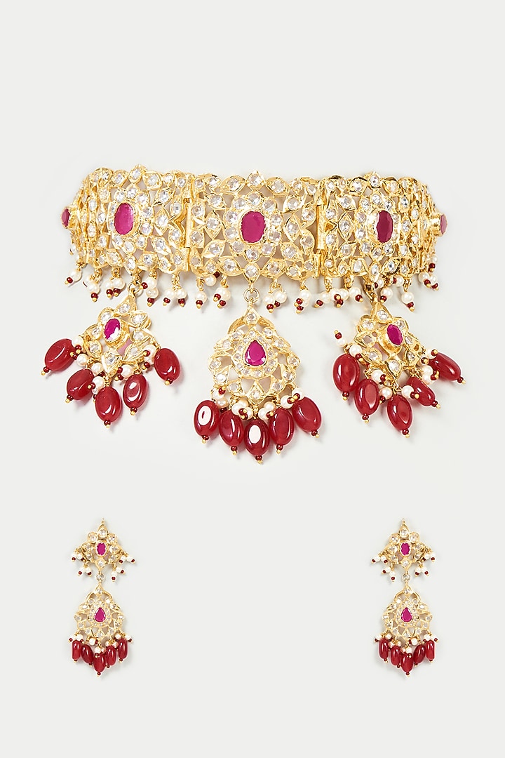 Gold Finish Kundan Polki & Red Beaded Choker Necklace Set by VASTRAA Jewellery at Pernia's Pop Up Shop