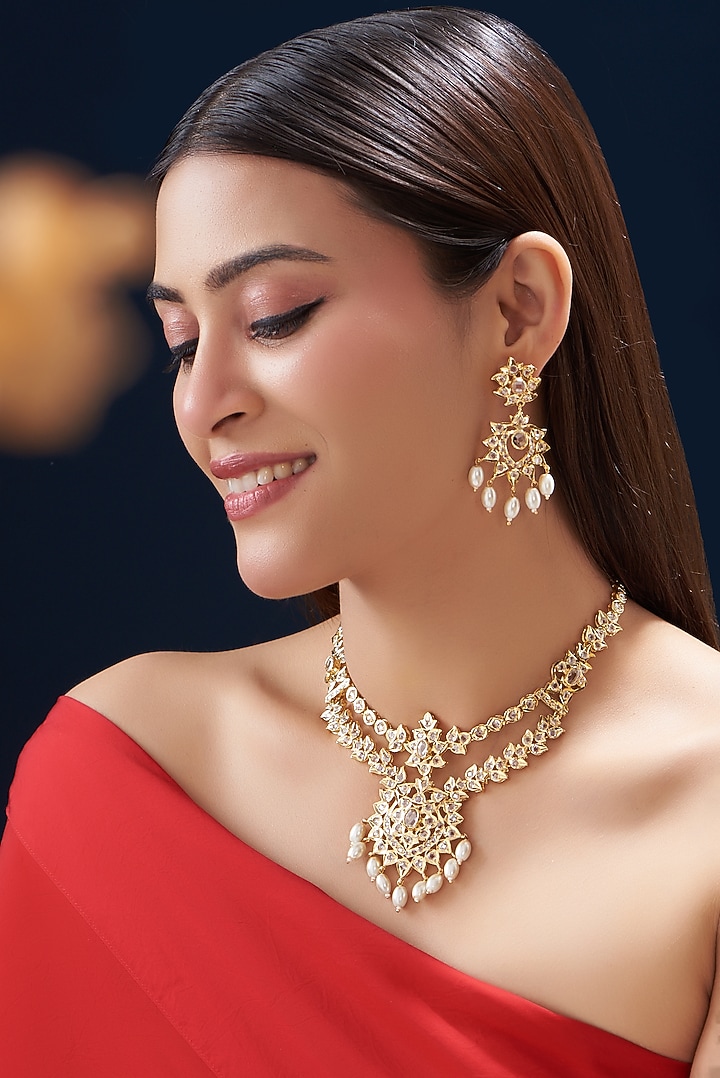 Gold Finish Kundan Polki & Pearl Necklace Set by VASTRAA Jewellery at Pernia's Pop Up Shop