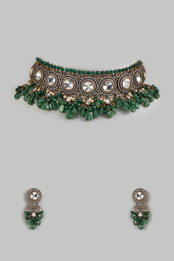 Gold Finish Kundan Polki & Emerald Green Stone Choker Necklace Set by VASTRAA Jewellery at Pernia's Pop Up Shop