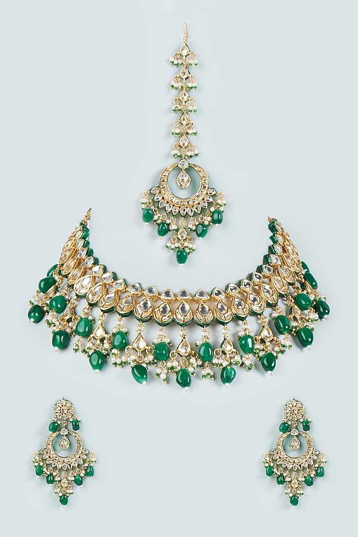 Gold Finish Kundan Polki & Green Beaded Choker Necklace Set by VASTRAA Jewellery at Pernia's Pop Up Shop