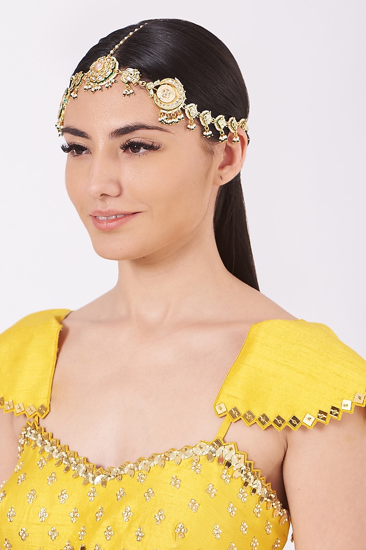 Gold Finish Kundan Polki Mathapatti by VASTRAA Jewellery at Pernia's Pop Up Shop