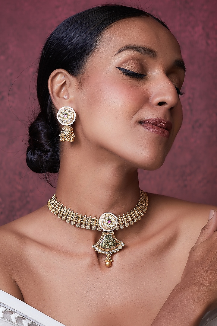 Gold Finish Kundan Polki Temple Choker Necklace Set by VASTRAA Jewellery at Pernia's Pop Up Shop