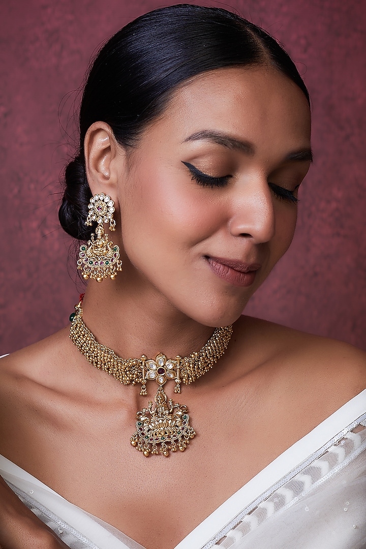 Gold Finish Kundan Polki Temple Choker Necklace Set by VASTRAA Jewellery at Pernia's Pop Up Shop