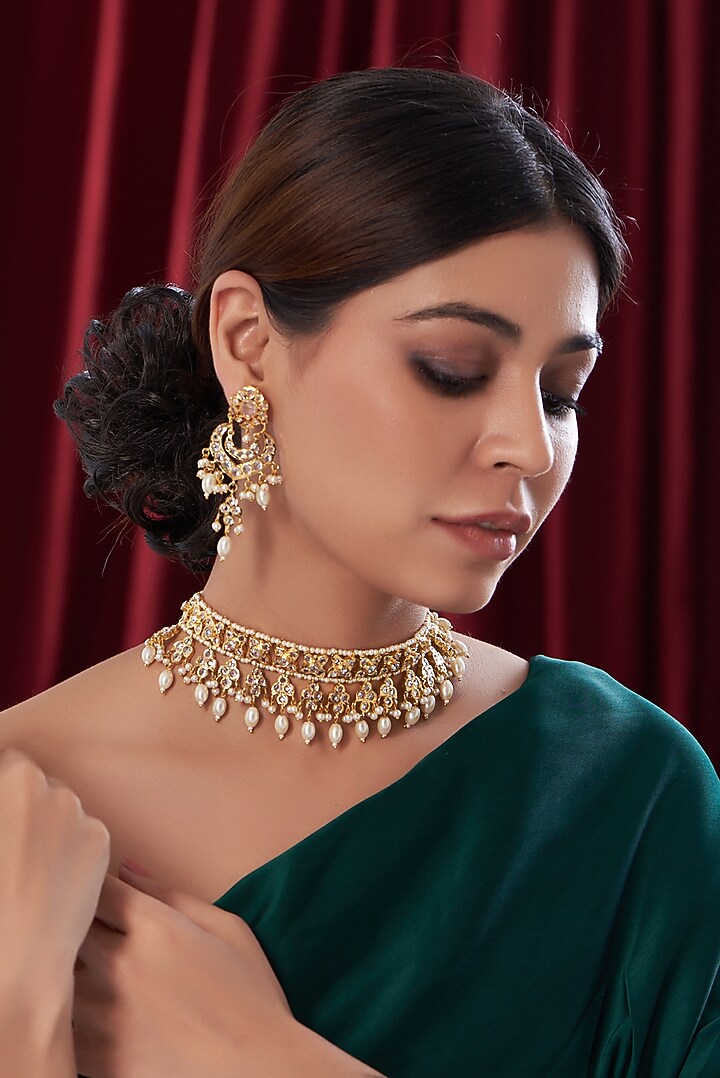 Gold Finish Kundan Polki & Pearls Choker Necklace Set by VASTRAA Jewellery at Pernia's Pop Up Shop