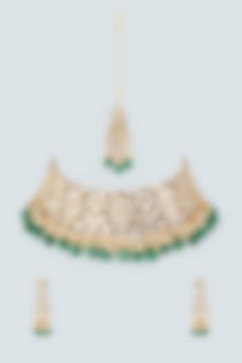 Gold Finish Kundan Polki & Green Drop Necklace Set by VASTRAA Jewellery at Pernia's Pop Up Shop