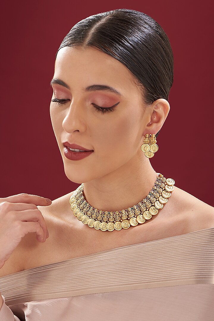 Gold Finish Kundan Polki Temple Necklace Set by VASTRAA Jewellery