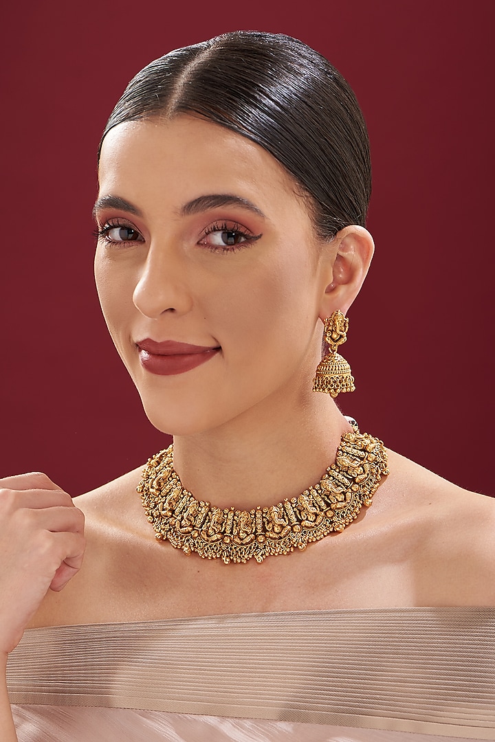 Gold Finish Kundan Polki Temple Necklace Set by VASTRAA Jewellery